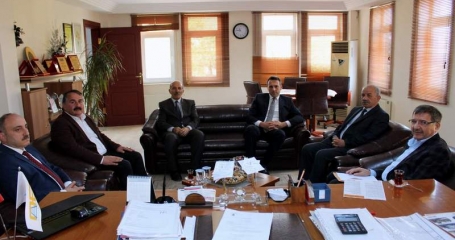 Ak Parti Genel Başkan Yardımcısı İlyas Şeker, Arifiye Belediyesini ziyaret etti.