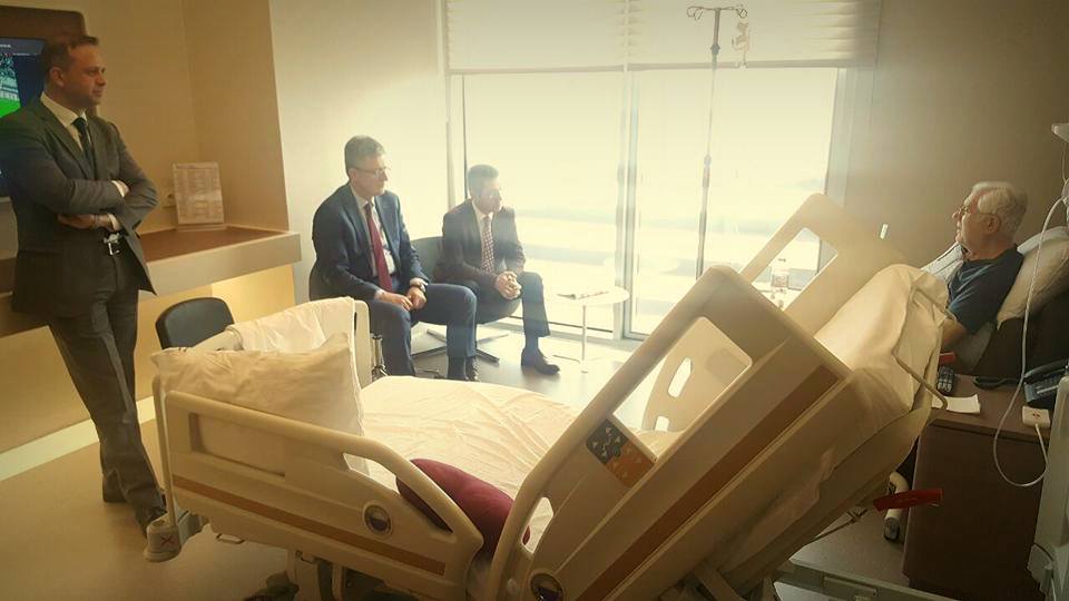 Arifiye Kaymakamı Yazıcı’dan  Gölcük’te hasta ziyareti