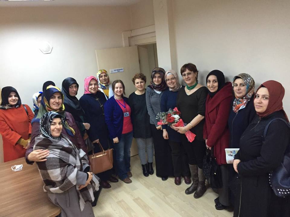 Arifiye’de Ak Kadınlar Tıp Bayramını Kutladı