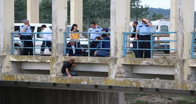 İntihara kalkışan genç ikna edildi