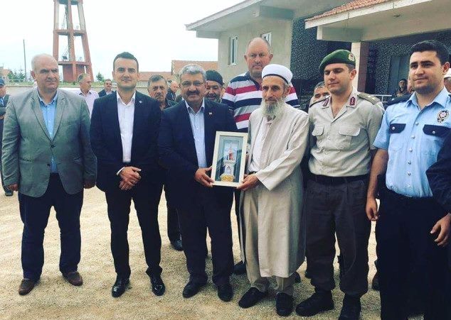 Asım Safitürk Hoca son görev yaptığı köyü ziyaret etti