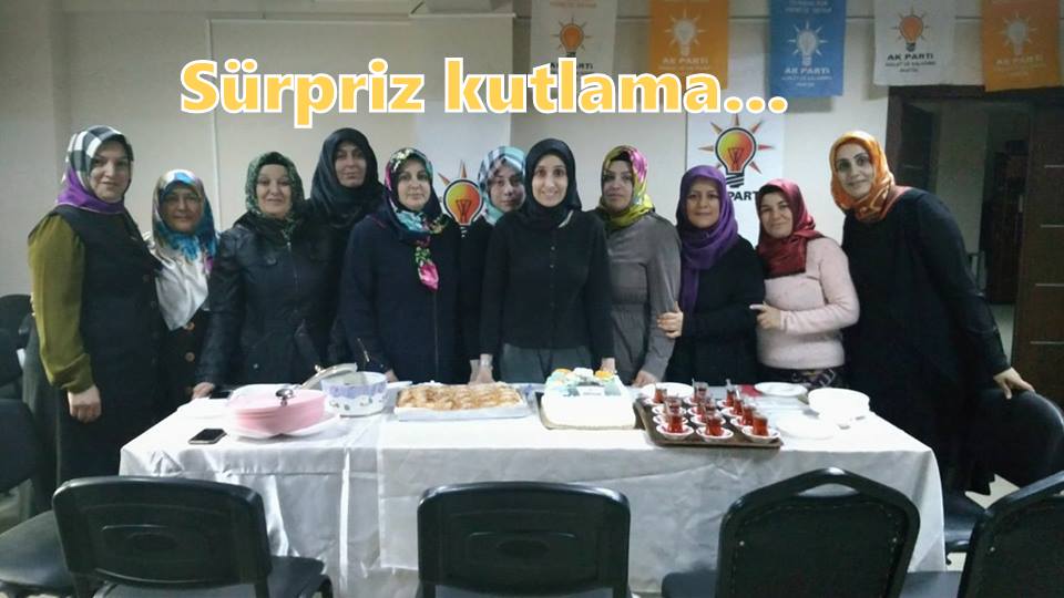 Arifiye Ak Kadınlarda Sürpriz kutlama