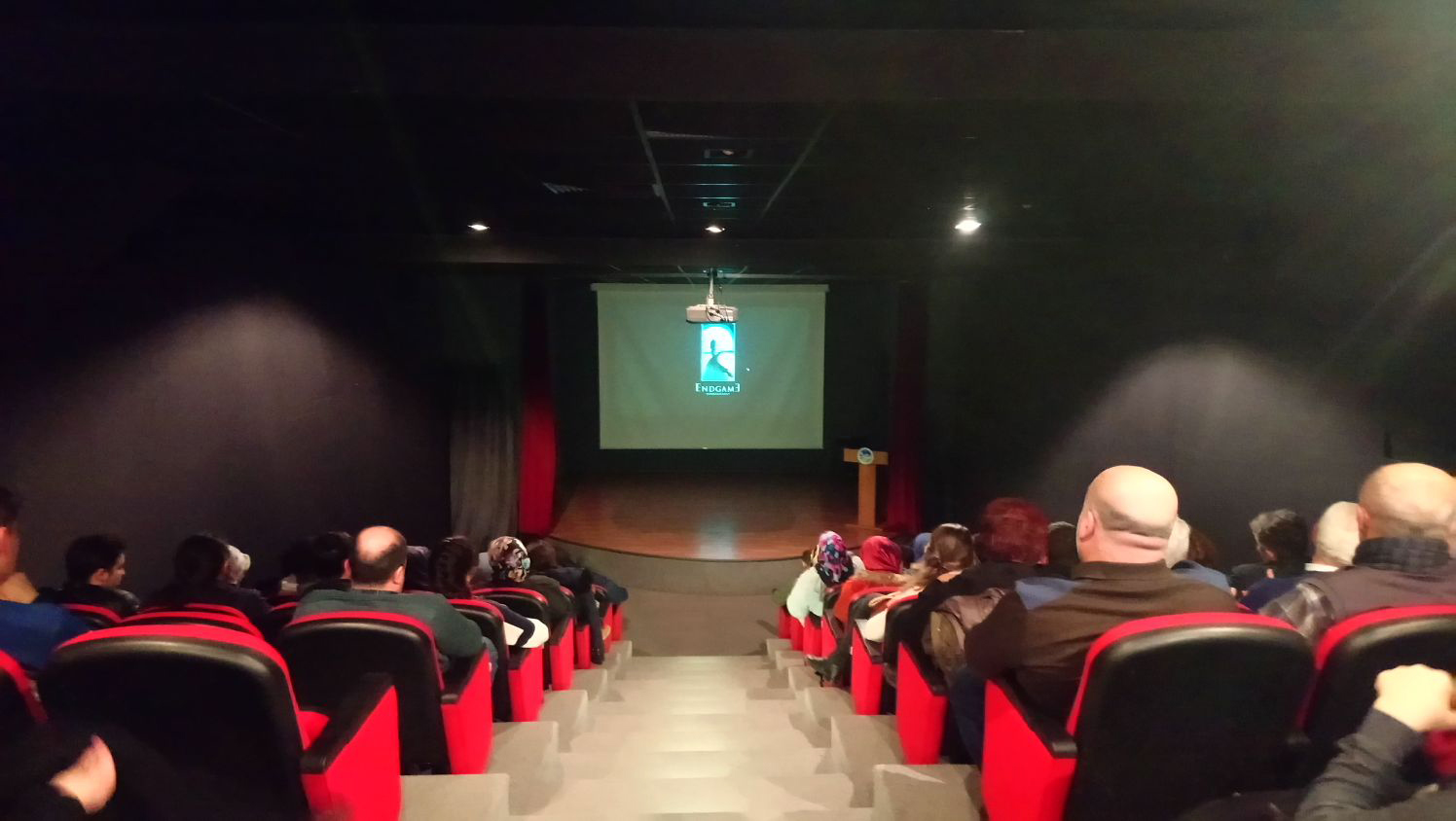 ‘Snowden’ OSM’de beyazperdeye yansıdı