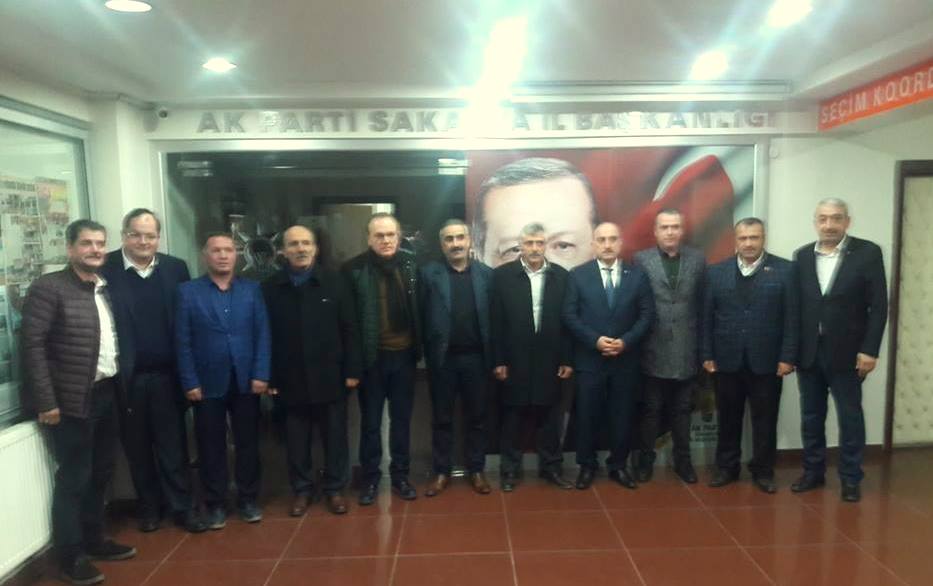 BELEDİYE MECLİS ÜYELERİ ‘BAŞKAN ADAYLIĞINA’ HAYIRLI OLSUNA GİTTİ