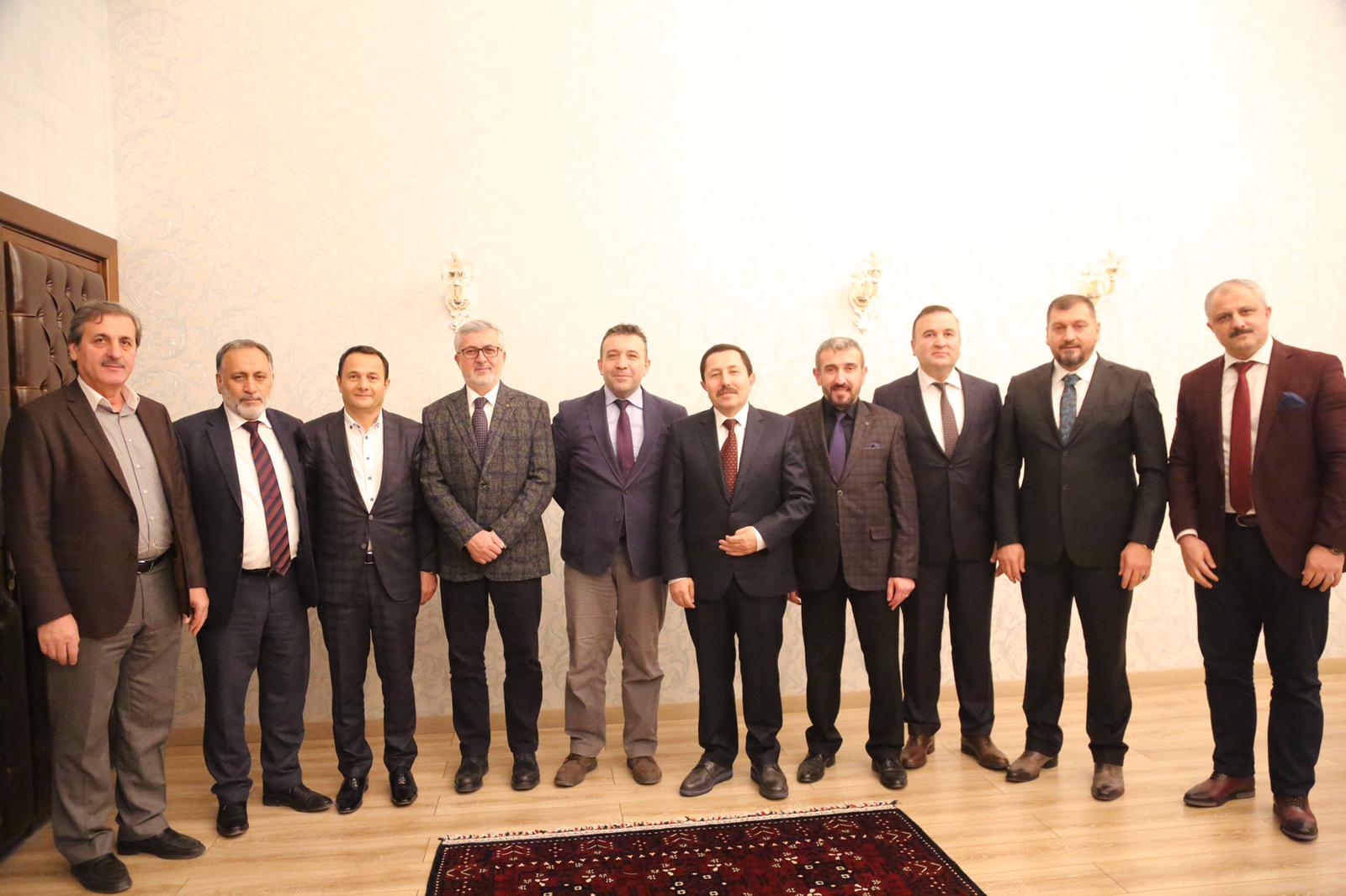 Sakarya Düşünce ve Dayanışma Platformunun Konuğu Abdullah Ağar oldu