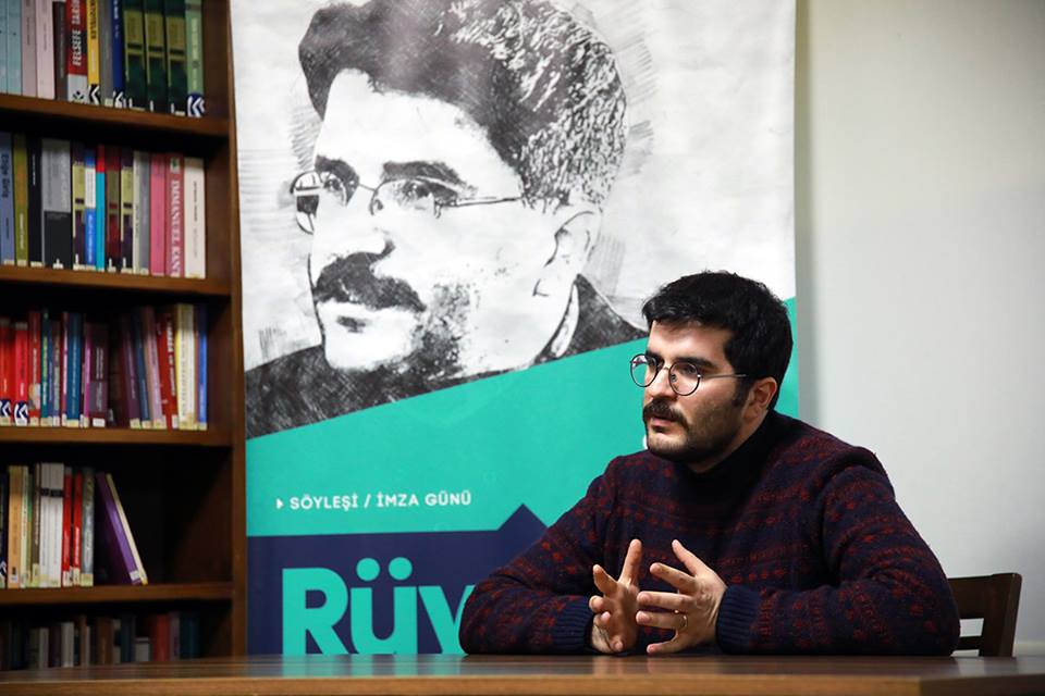 “Kitap okuyarak kendimi keşfettim”