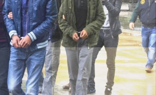 İlçemizde Duvara PKK lehine yazı yazan 3 şüpheli tutuklandı