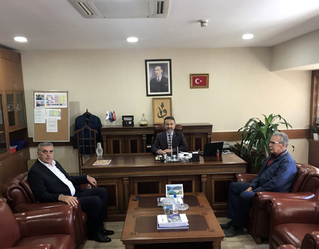 Başkan Toçoğlu Ankara’da,Arifiye’li Yılmaz Çiğdem’i ziyaret etti