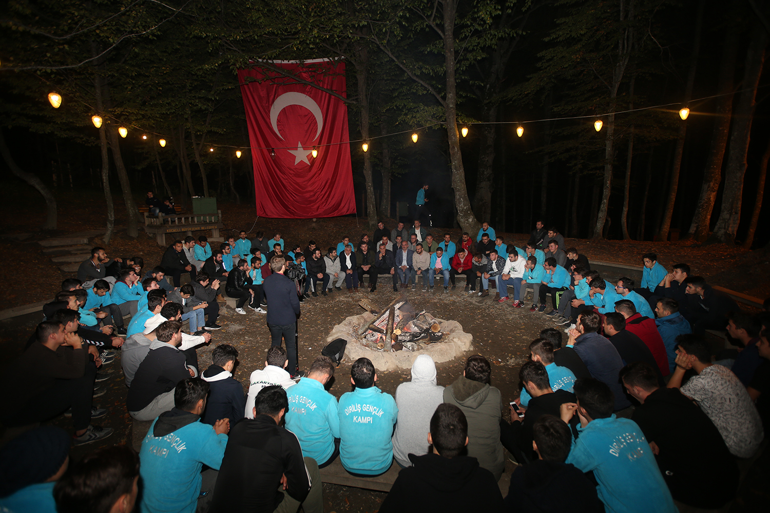 “Türkiye’nin geleceğini gençler belirleyecek”
