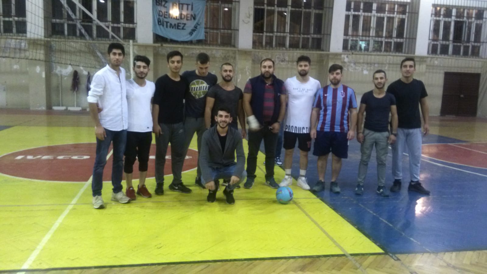 AK Gençler Voleybol maçında bir araya geldi.