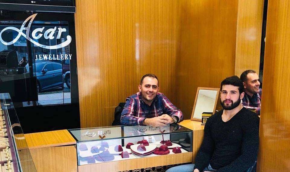 Dünya Şampiyonundan Acar Kuyumculuk’a ziyaret