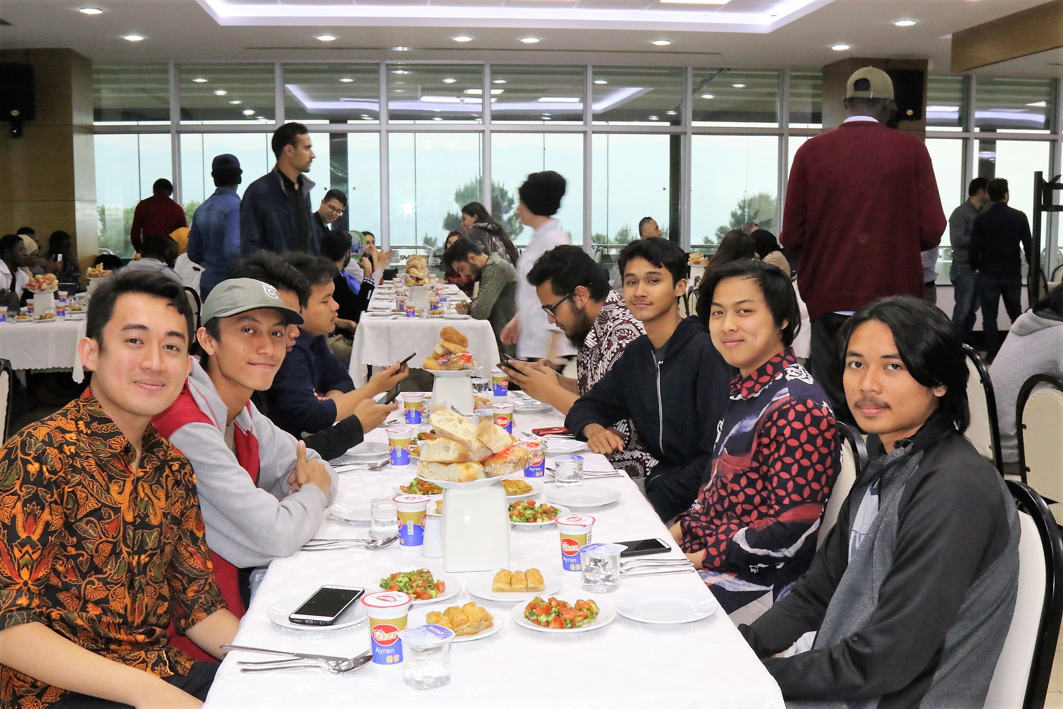 Uluslararası Öğrenciler Geleneksel İftar Yemeğinde Buluştu