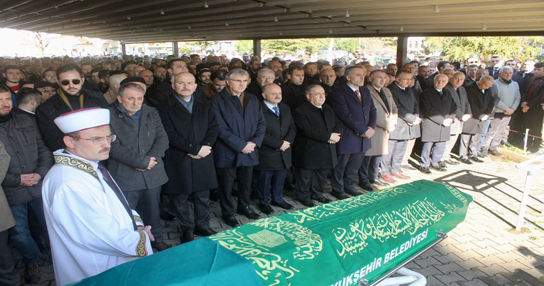 İçişleri Bakanı Süleyman Soylu,cenaze namazına katıldı.