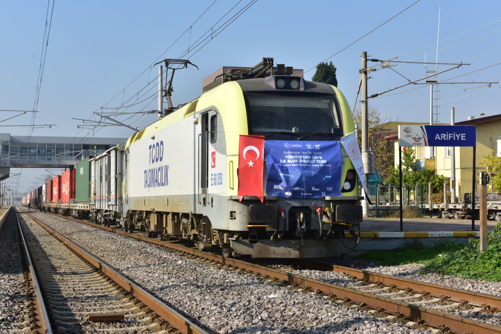 Türkiye-Çin İhracat Treni Arifiye’den geçti.