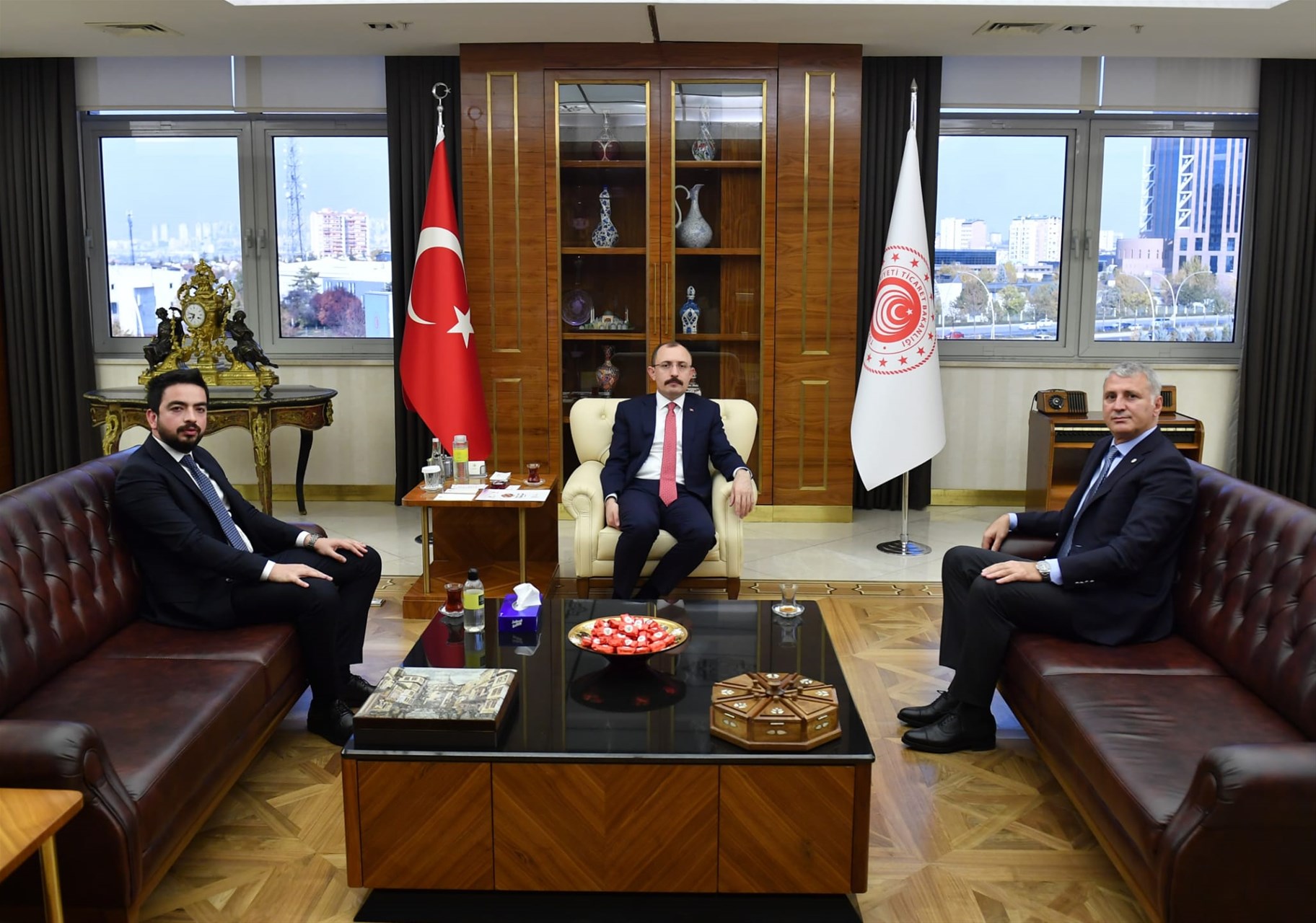 Başkan Altuğ’dan Ticaret Bakanı Mehmet Muş’a Ziyaret