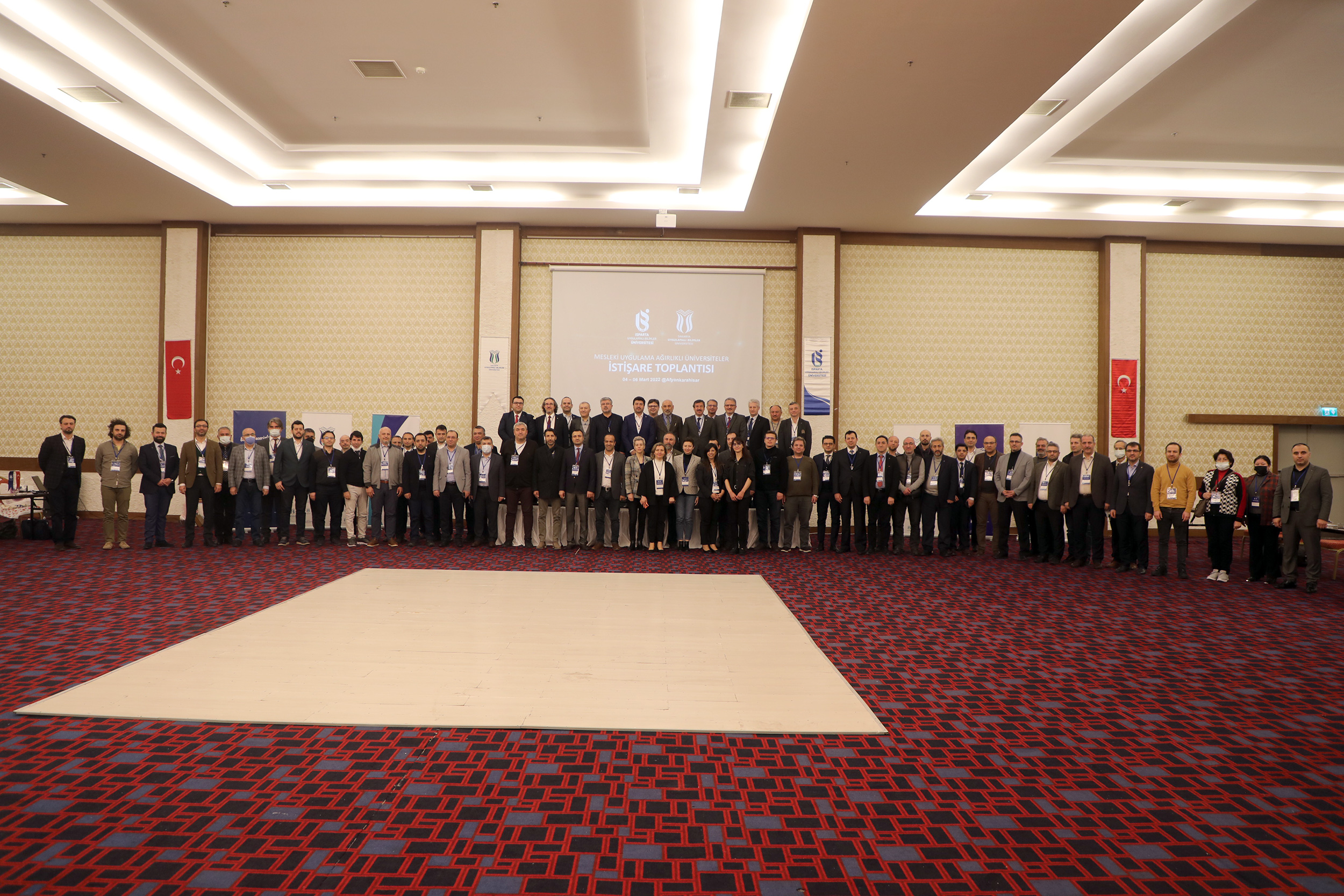 +1 Eğitim Modeli pozitif ayrıştırıyor