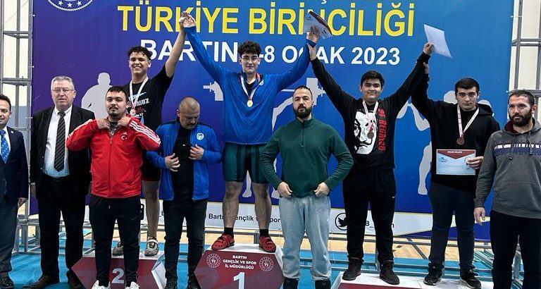  Halterde Türkiye Şampiyonluğu Büyükşehir’in