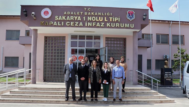 Sakarya Barosu’ndan anneleriyle cezaevinde kalan çocuklara ziyaret