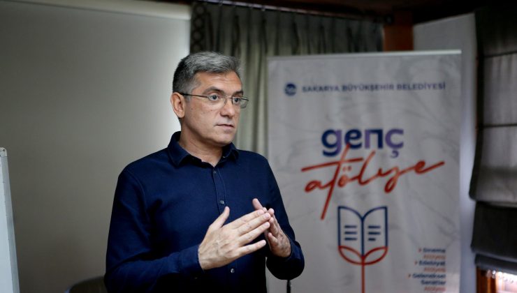 ‘Genç Atölye’de Türkiye’nin 200 yıllık tarihi konuşuldu