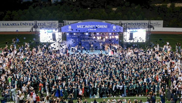 SUBÜ 2.665 öğrencisini coşkulu törenle mezun etti