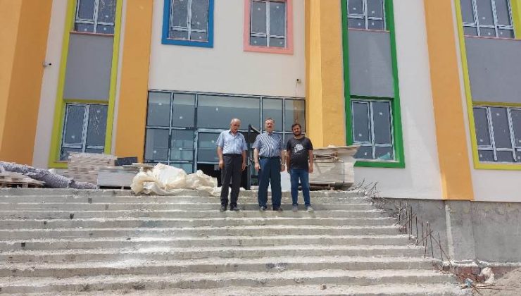 İlçemizdeki Yapımı Devam Eden Kamu İnşaatlarında İncelemelerde Bulundu.