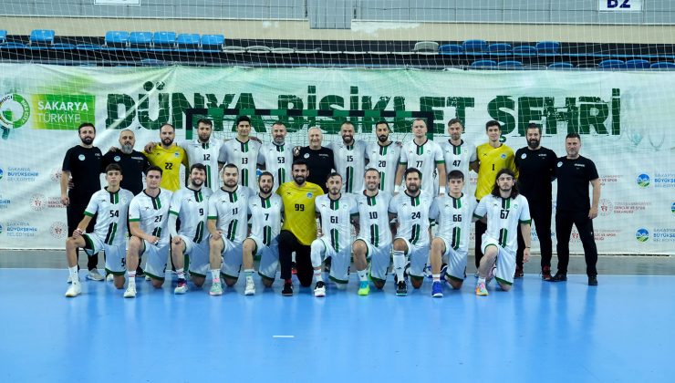 2. Ulusal Hentbol Turnuvasında şampiyon Sakarya Büyükşehir oldu
