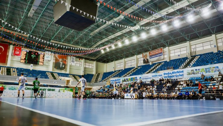 Hentbolun devleri Sakarya’da