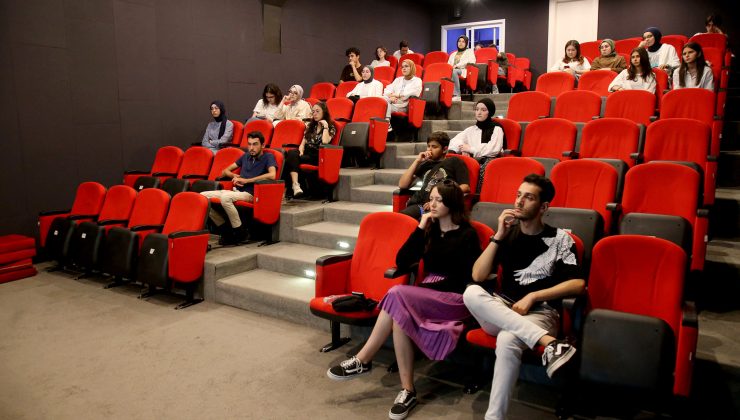 Genç Atölye’de konu psikoloji ve sinema oldu