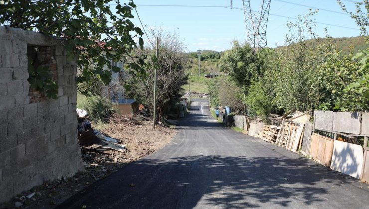 Cumhuriyet Mahallesinde Asfalt Çalışmaları Devam Ediyor…