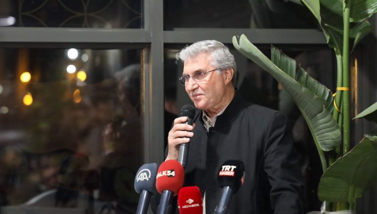 “Şiir hissetmek, kalbe dokunmaktır”