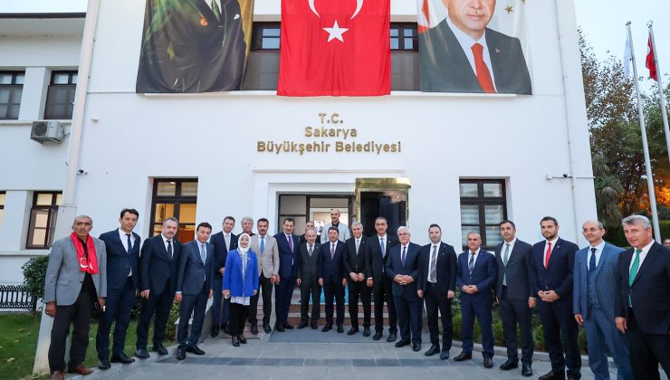 “Sakarya, her alanda gelişmiş ve kültürel zenginliği ile ön plana çıkan bir şehirdir”