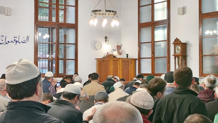 Eller semaya Filistinliler için kalktı
