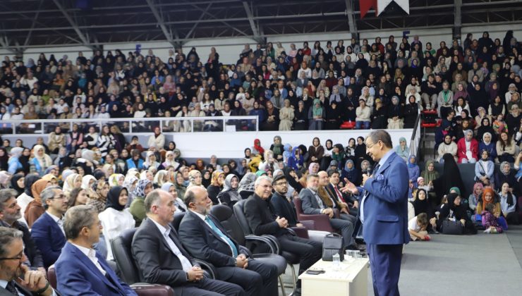 Hayati İNANÇ İle Gençlik Buluşması