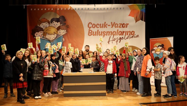 Çocuk kitabı yazarı Melih Tuğtağ öğrencilerle buluştu