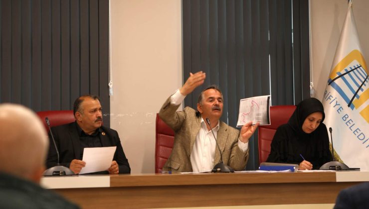 Arifiye Belediyesi Meclis Toplantısında 6 madde  görüşülerek karara bağlandı.