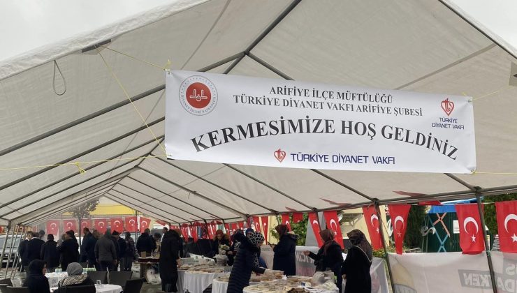 Arifiye İlçe Müftülüğünden Filistin için kermes