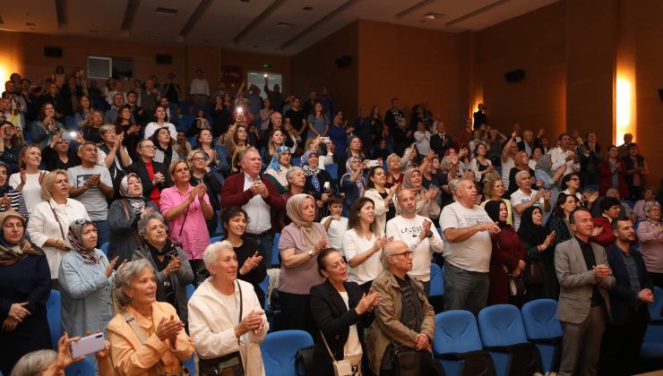 Sakarya Musiki Derneğinin Konserini Arifiye’liler ayakta alkışladı