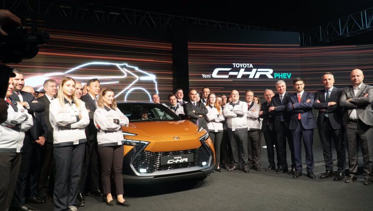 Yeni Toyota C-HR PHEV Hattan indi