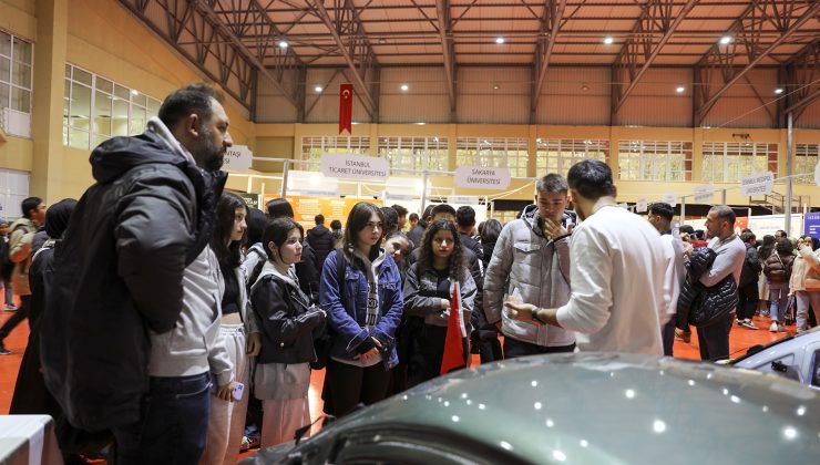 SUBÜ üniversite tanıtım fuarına ev sahipliği yaptı