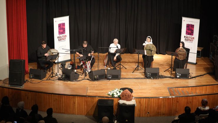 Mevlâna gecesinde duygu seli