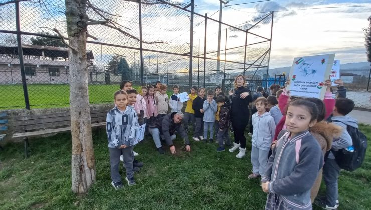 Gazze’de Yaşamını Yitiren Çocuklar Anısına Okul Bahçelerine 6.000 Fidan Dikildi