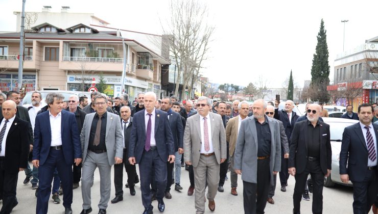 Teşkilat Binası Açılışında BBP’den Arifiye’de gövde gösterisi
