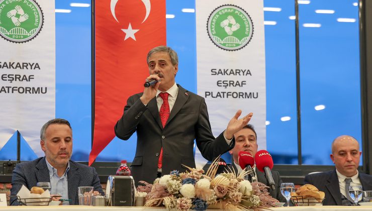 Sakarya Eşraf Platformunun toplantısına katıldı