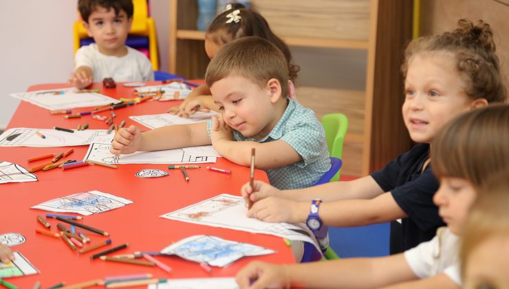 “Çocuklar için akademiler ve kreşler kuracağız”