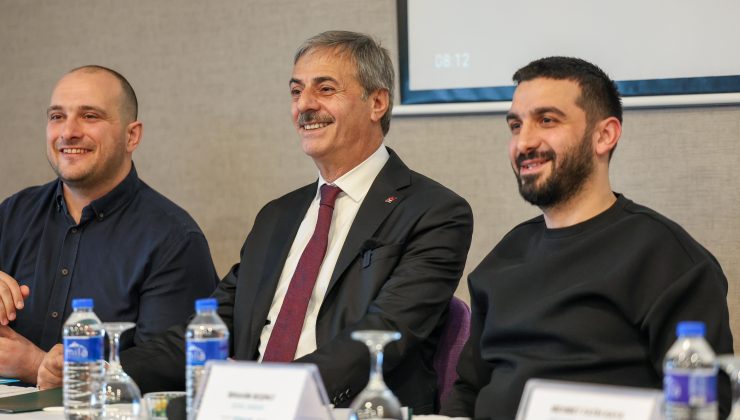 “Türkiye Yüzyılı yolculuğumuzda gençler en önde olacak”