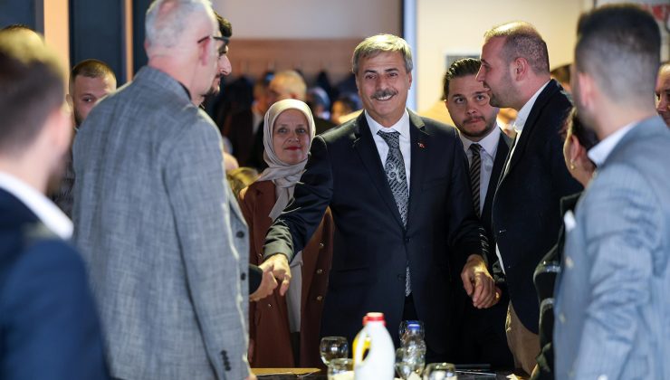 ”Sakarya’mızın 672 mahallesini geziyor ve tespitlerimizi yapıyoruz”