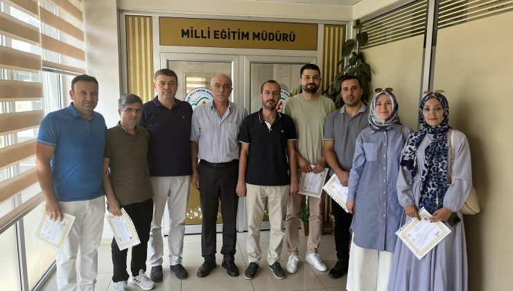 Öğretmenlerimize Başarı Belgesi Verildi