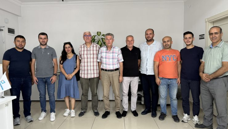 Gazeteciler Sakarya BİK çalışanlarına veda ettiler