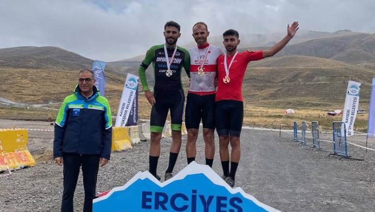 Büyükşehir’in yıldızları her gün yeni bir başarıya pedal çeviriyor