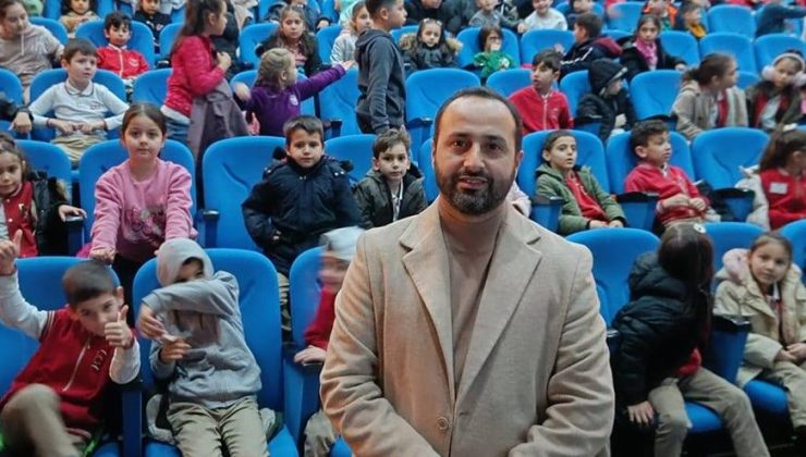 Arifbey Mahalle Muhtarı  Kültür ve Sosyal İşler Müdürü gibi çalışıyor!
